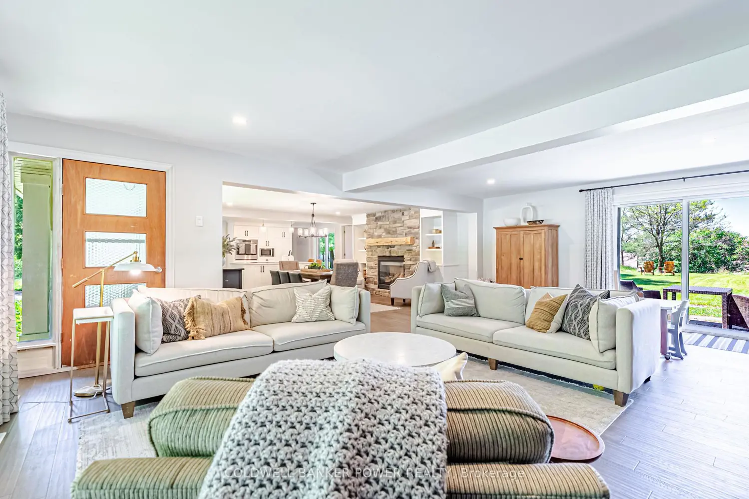 8584 Irish Drive photo 5