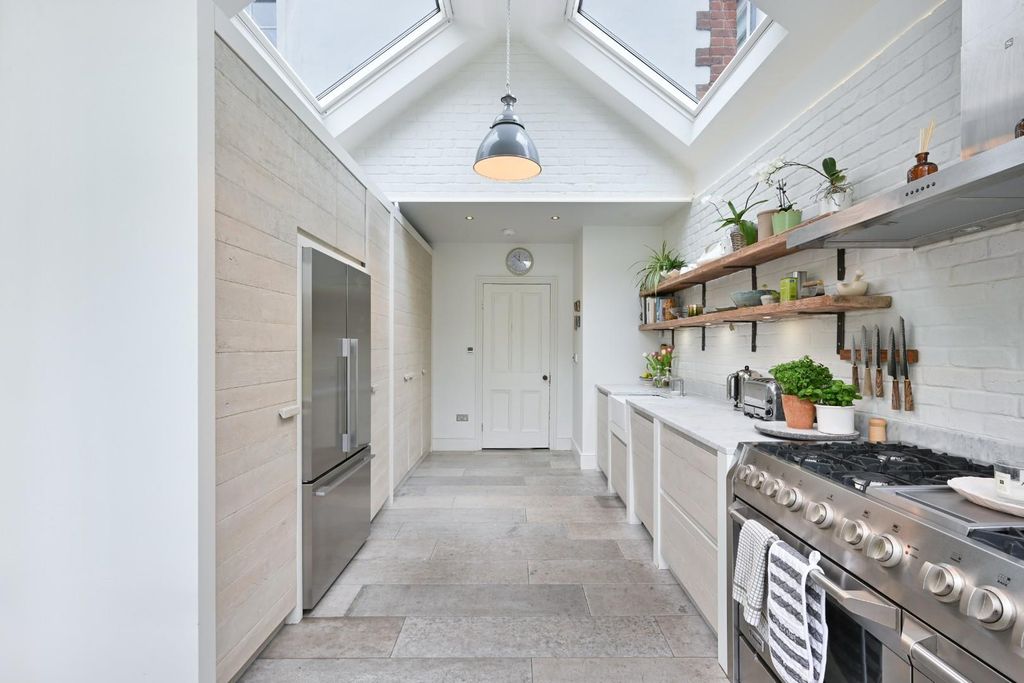 Additional image 20 of 6 bed semi-detached house for saleWorple Road, Epsom KT18