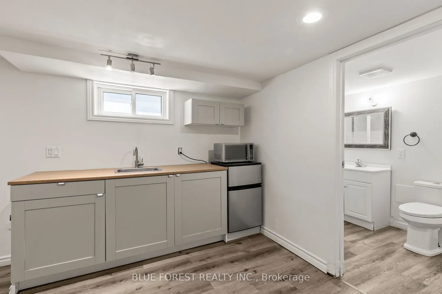 Additional image 18 of 808 Adelaide Street