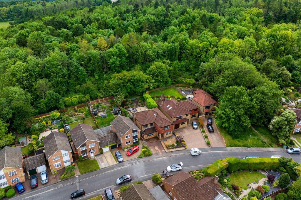Additional image 21 of 6 bed detached house for saleWest Hill, Dunstable LU6