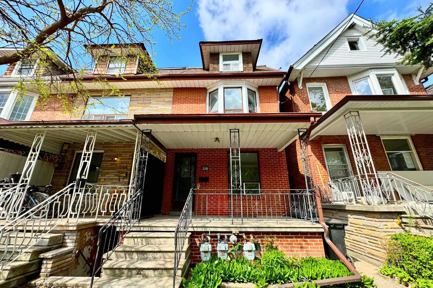 Additional image 2 of 216 Montrose Avenue