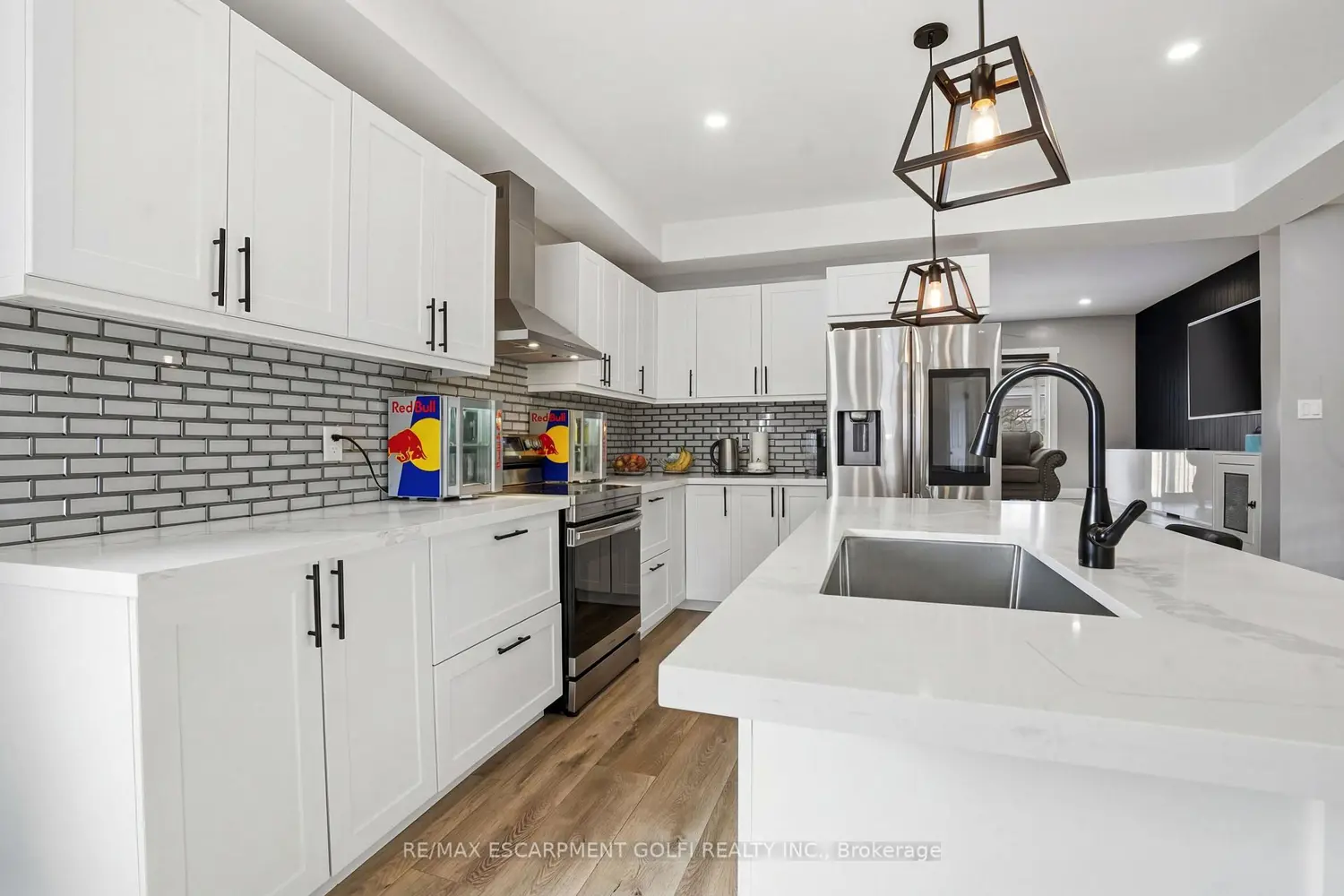 Additional image 6 of 5773 Leonard Avenue