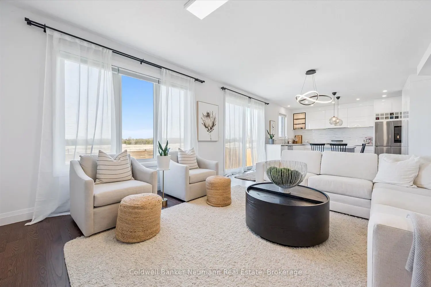 74 Gellert Drive photo 3