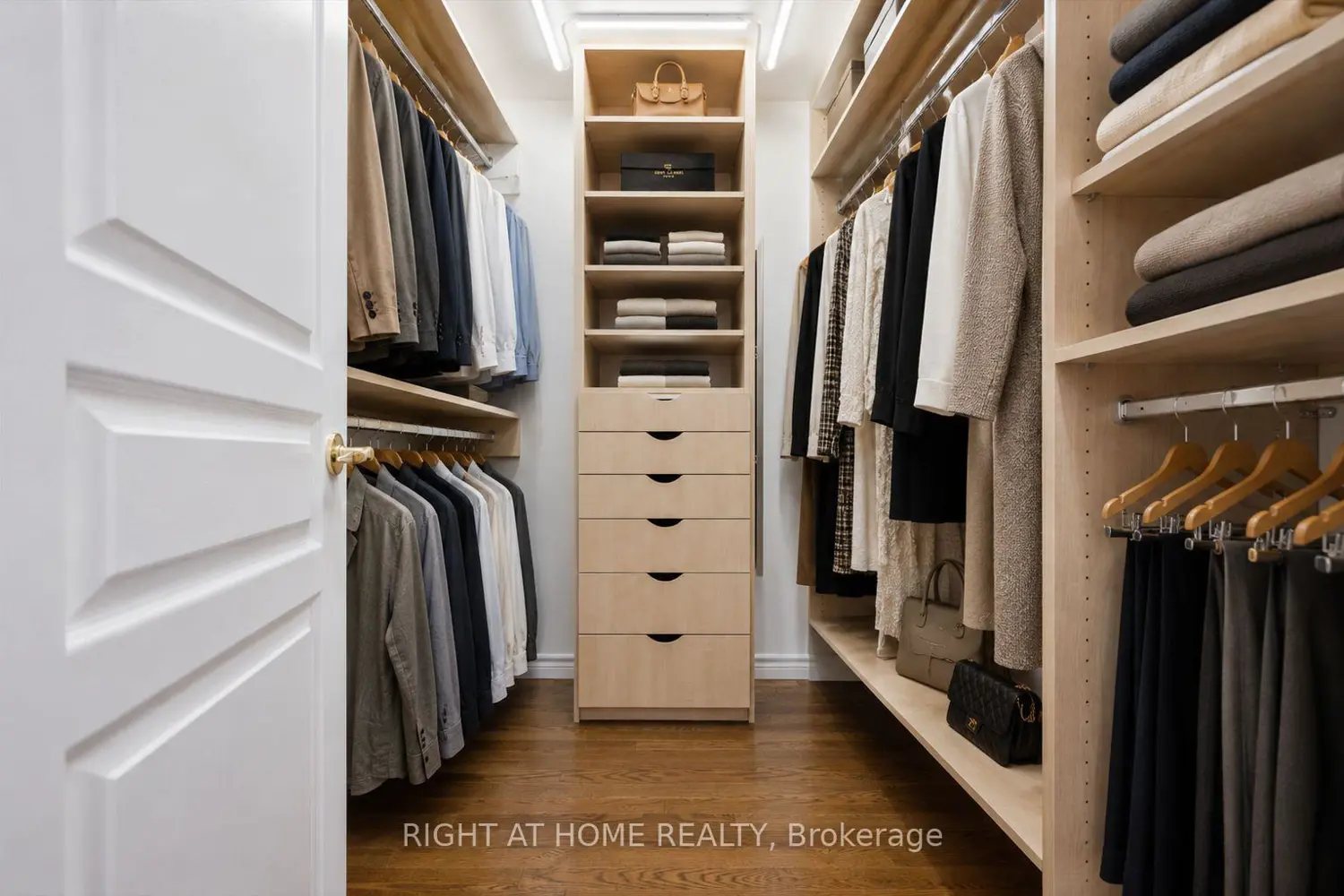Additional image 11 of 2662 Bloor Street 512