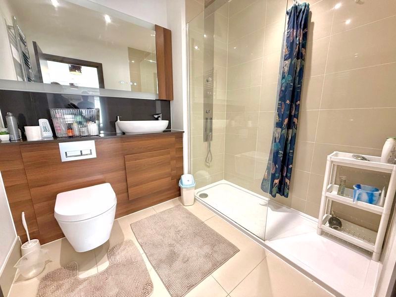 Additional image 5 of 2 bed flat for saleEly House, Dunstable LU6