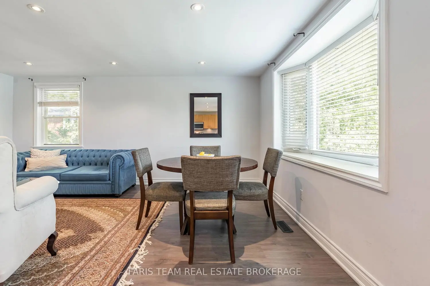 136 Oriole Drive photo 5