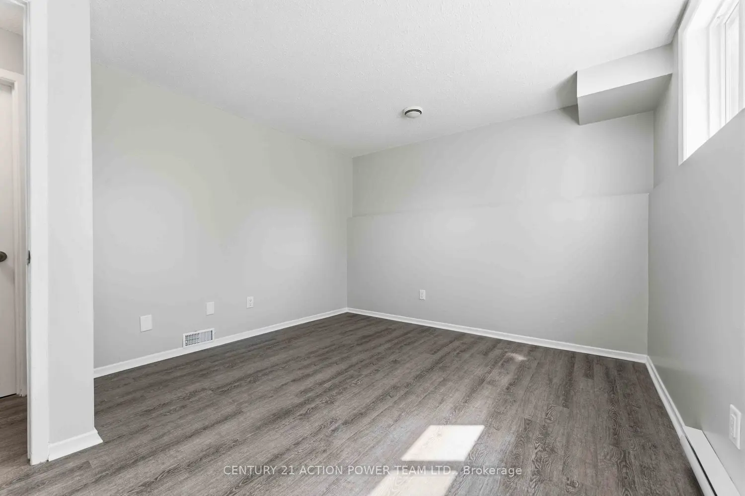 Additional image 13 of 17 Sonnet Crescent B