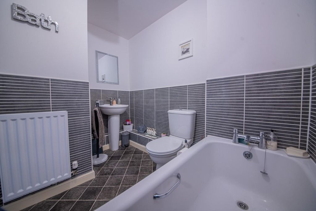 Additional image 14 of 2 bed flat for saleDakota Way, Eastleigh SO50