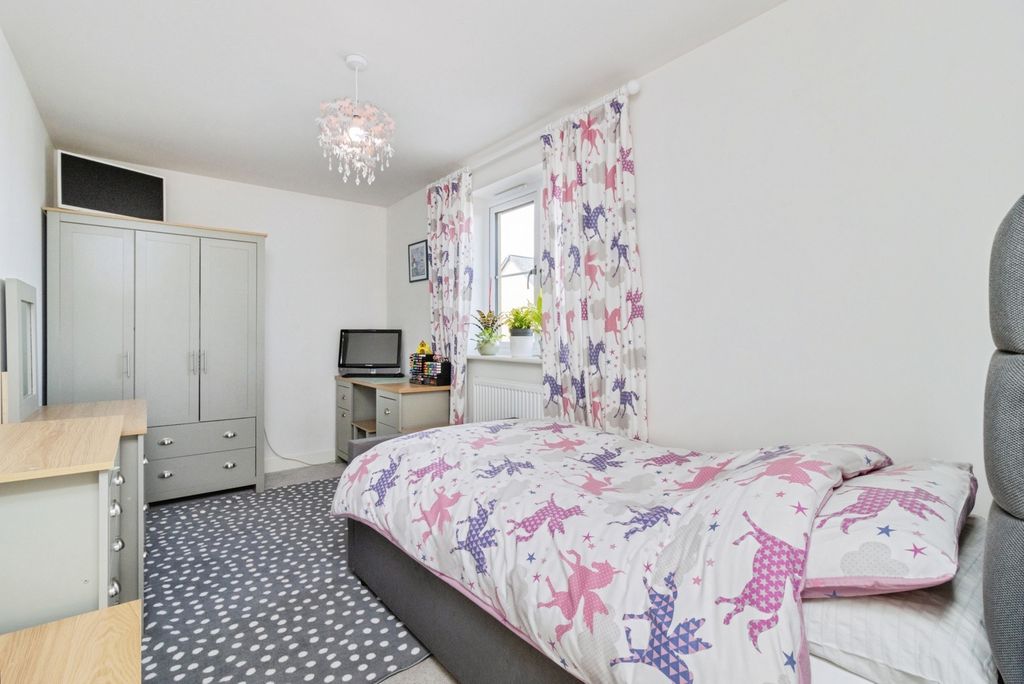 Additional image 8 of 2 bed flat for saleBarton Way, Dartmouth, Devon TQ6