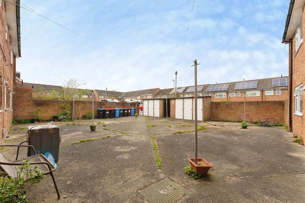 Additional image 16 of 3 bed flat for saleBamburgh Court, Ellesmere Port CH65