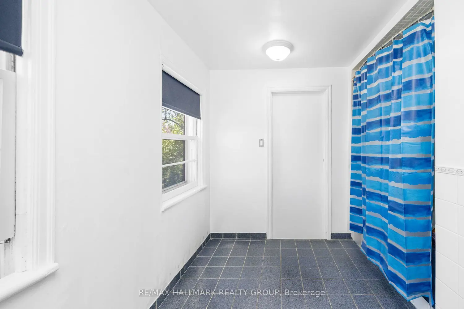 824 Byron Avenue photo 5
