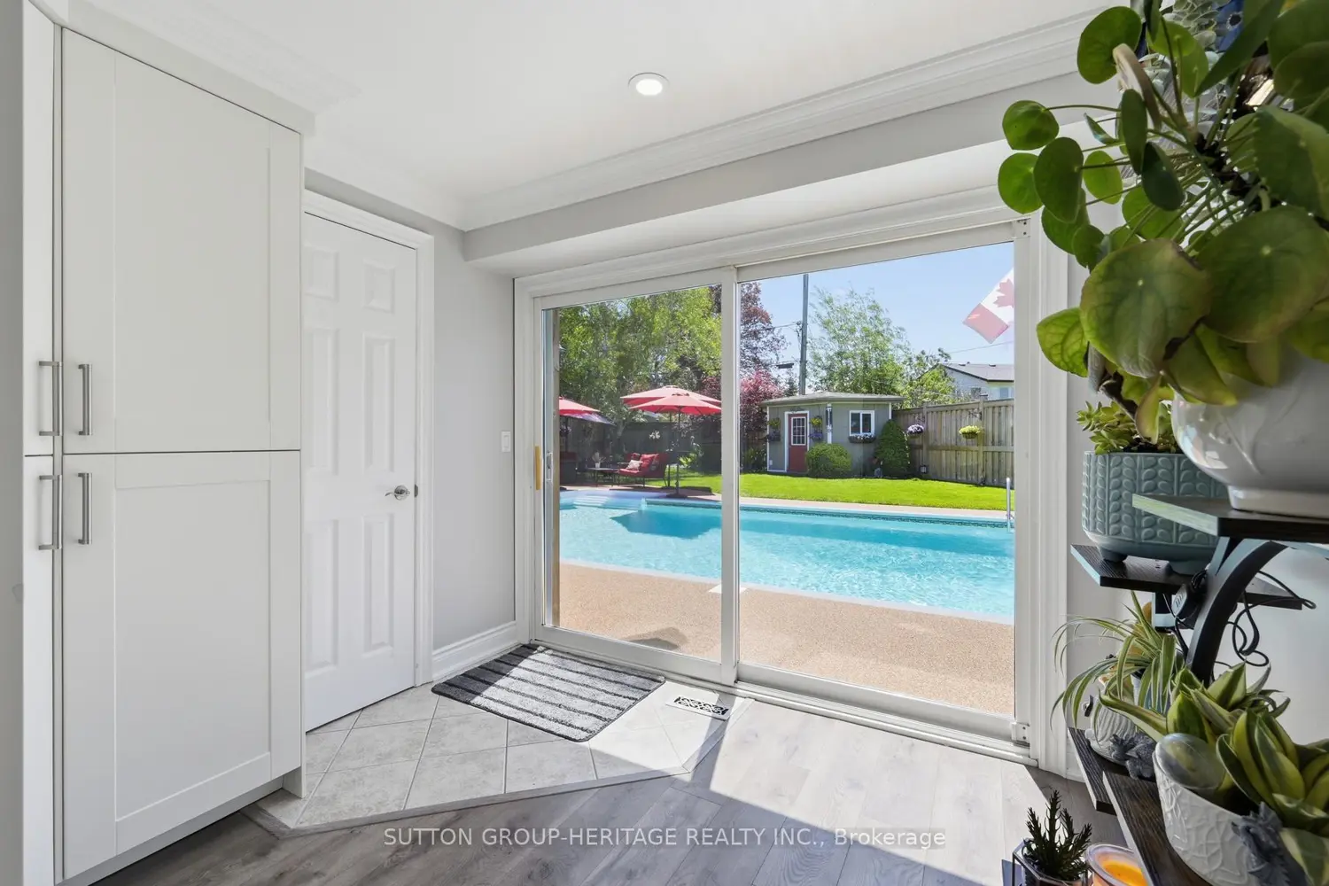 97 Clover Ridge Drive photo 3