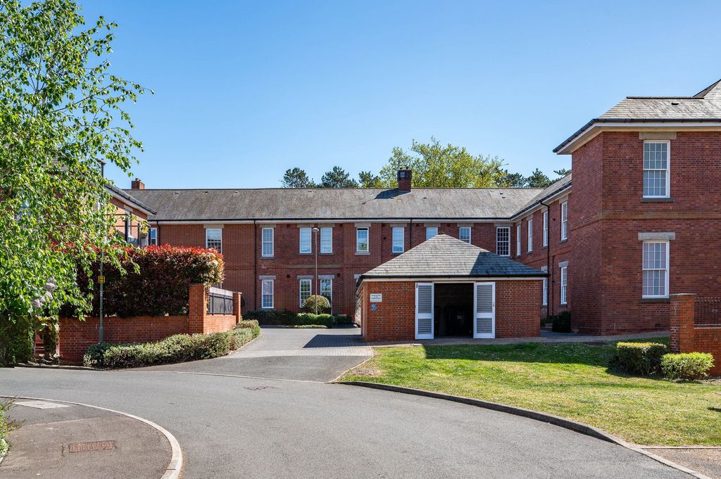 Additional image 17 of 2 bed flat for saleGlanville Way, Epsom KT19