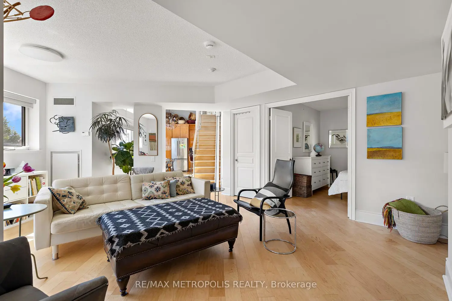 Additional image 12 of 437 Roncesvalles Avenue 438