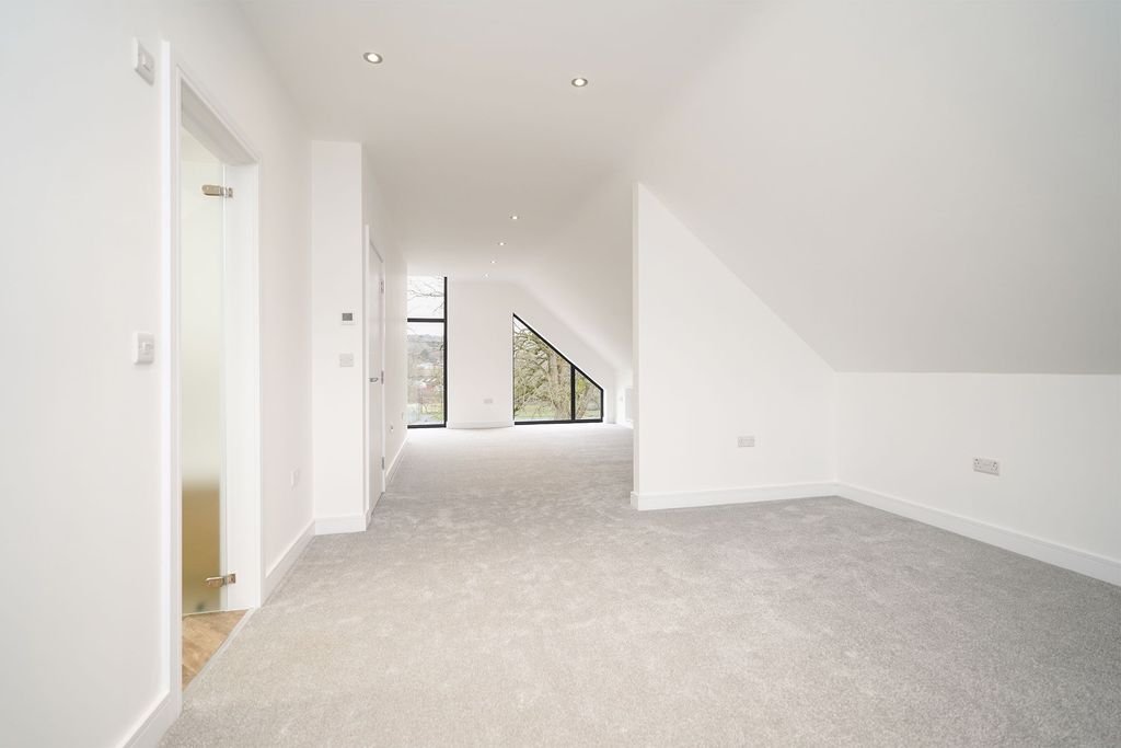 Additional image 33 of 4 bed detached house for sale3 Park Lane, Dronfield S18