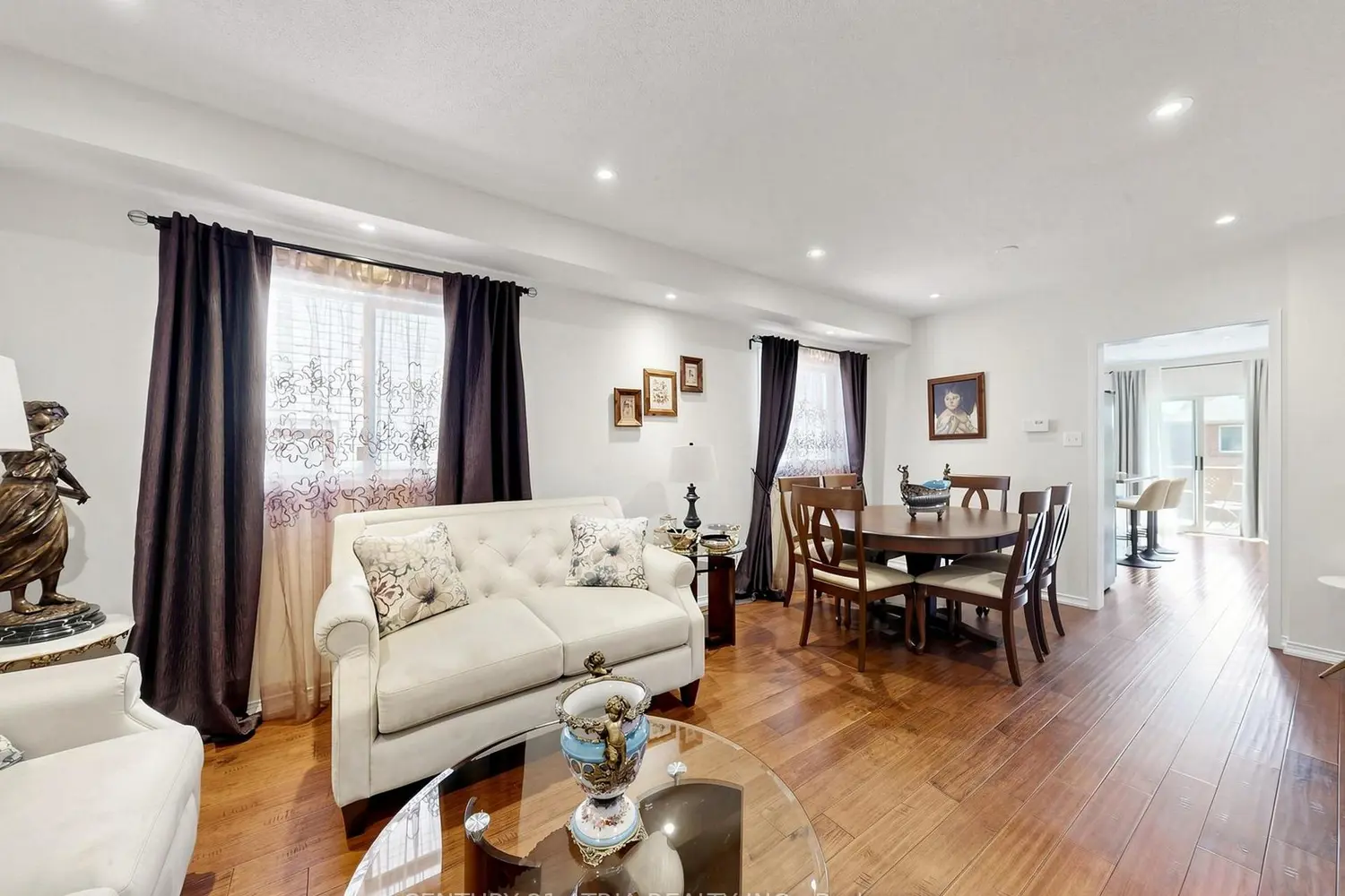 122 Fadine Road photo 3