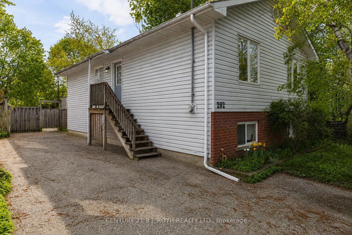 Additional image 2 of 292 Millard Street