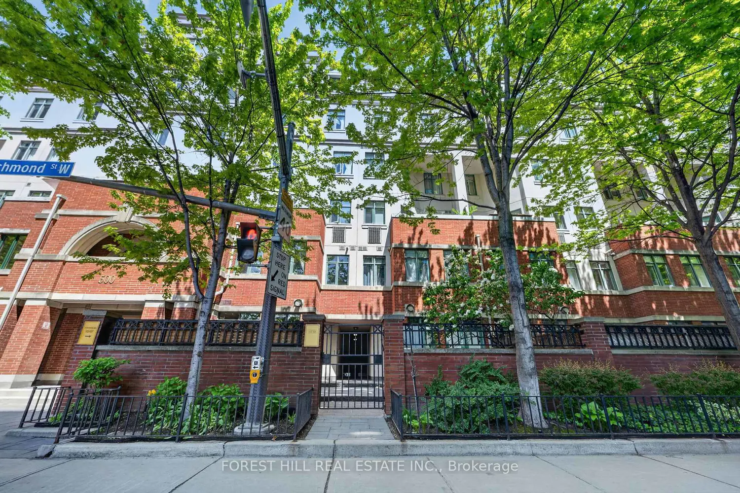 500 Richmond Street Th 115