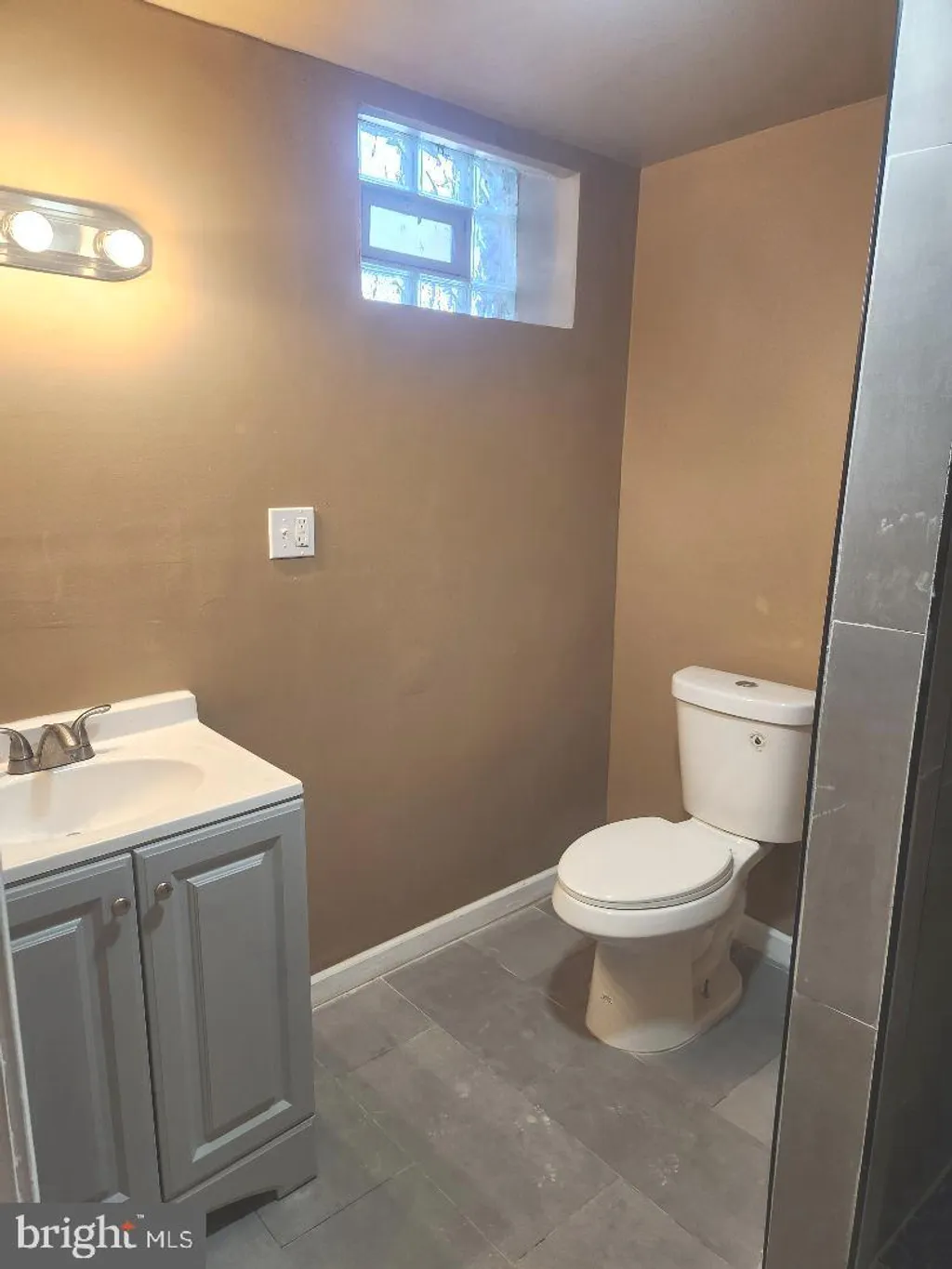 6613 N 18th Street, Philadelphia, PA 19126
