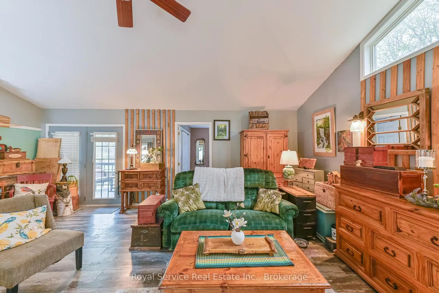 54 Cedar Hill Road photo 2