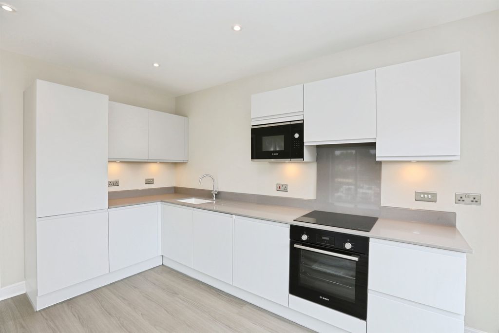 1 bed flat for saleGoods Yard, Edenbridge TN8