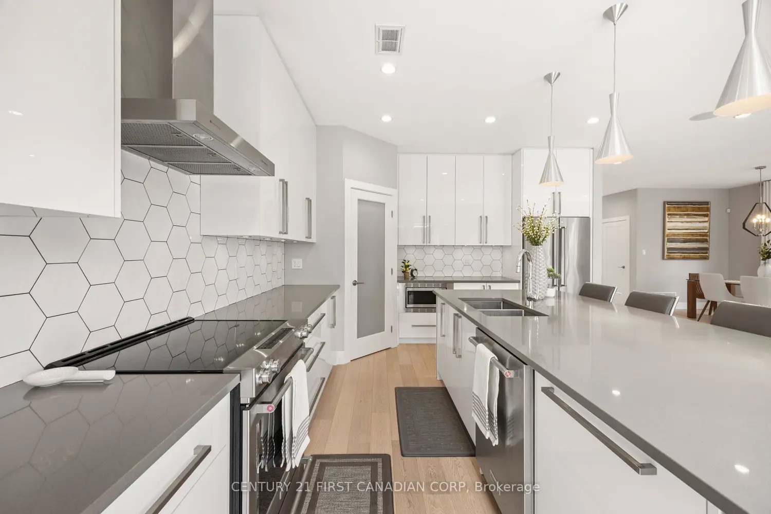 Additional image 7 of 2190 Bakervilla Street