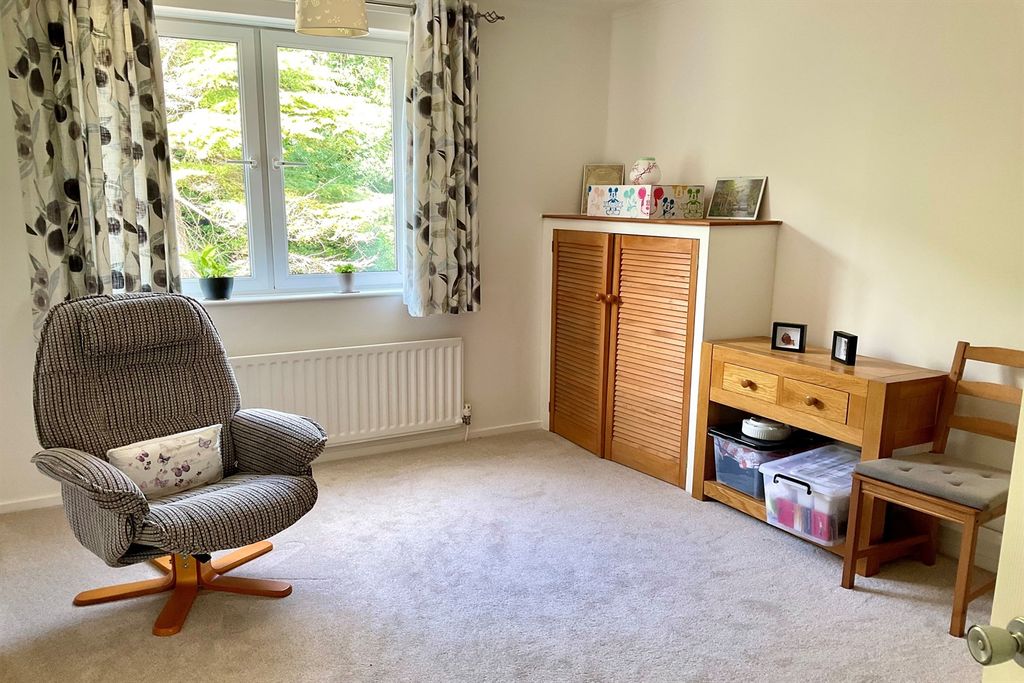 Additional image 13 of 2 bed flat for saleRedlands Court, London Road, River, Dover CT17