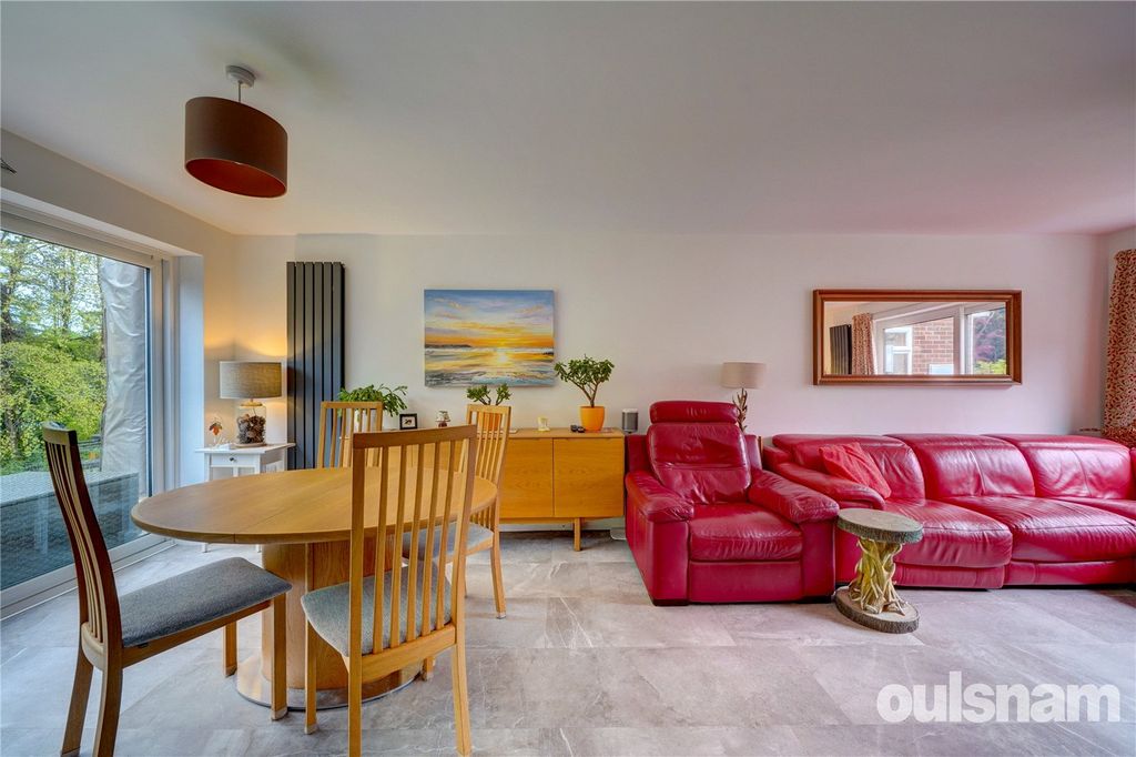 Additional image 10 of 4 bed detached house for saleManor Close, Droitwich, Worcestershire WR9