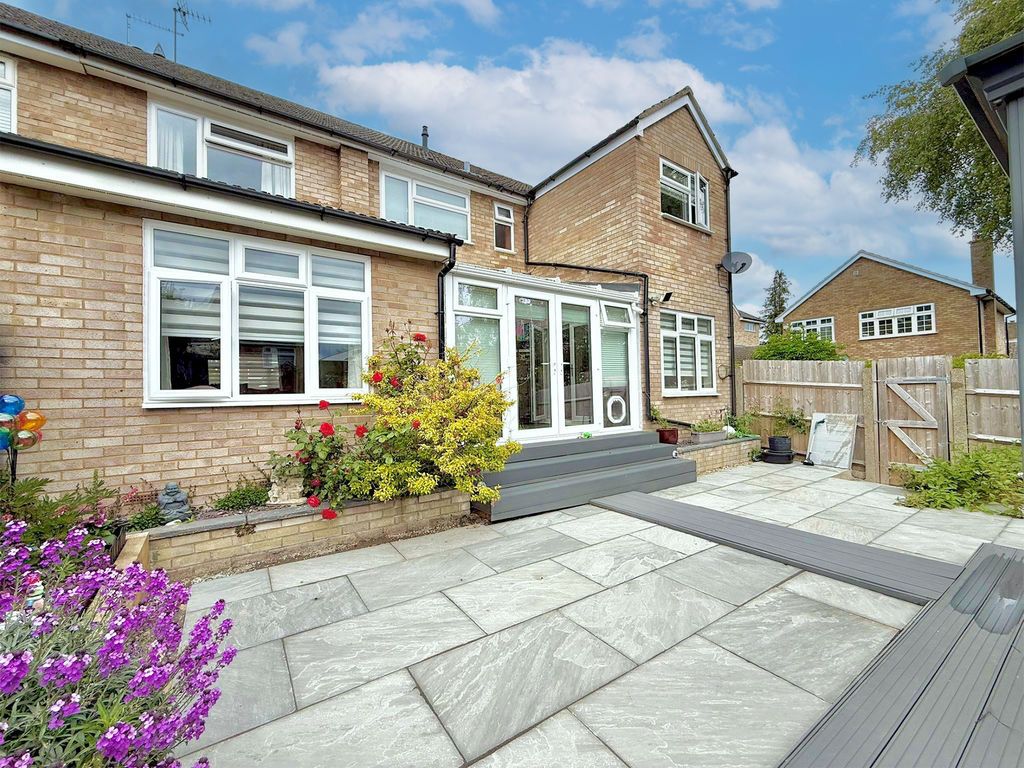 Additional image 27 of 5 bed semi-detached house for saleGilded Acre, Dunstable LU6
