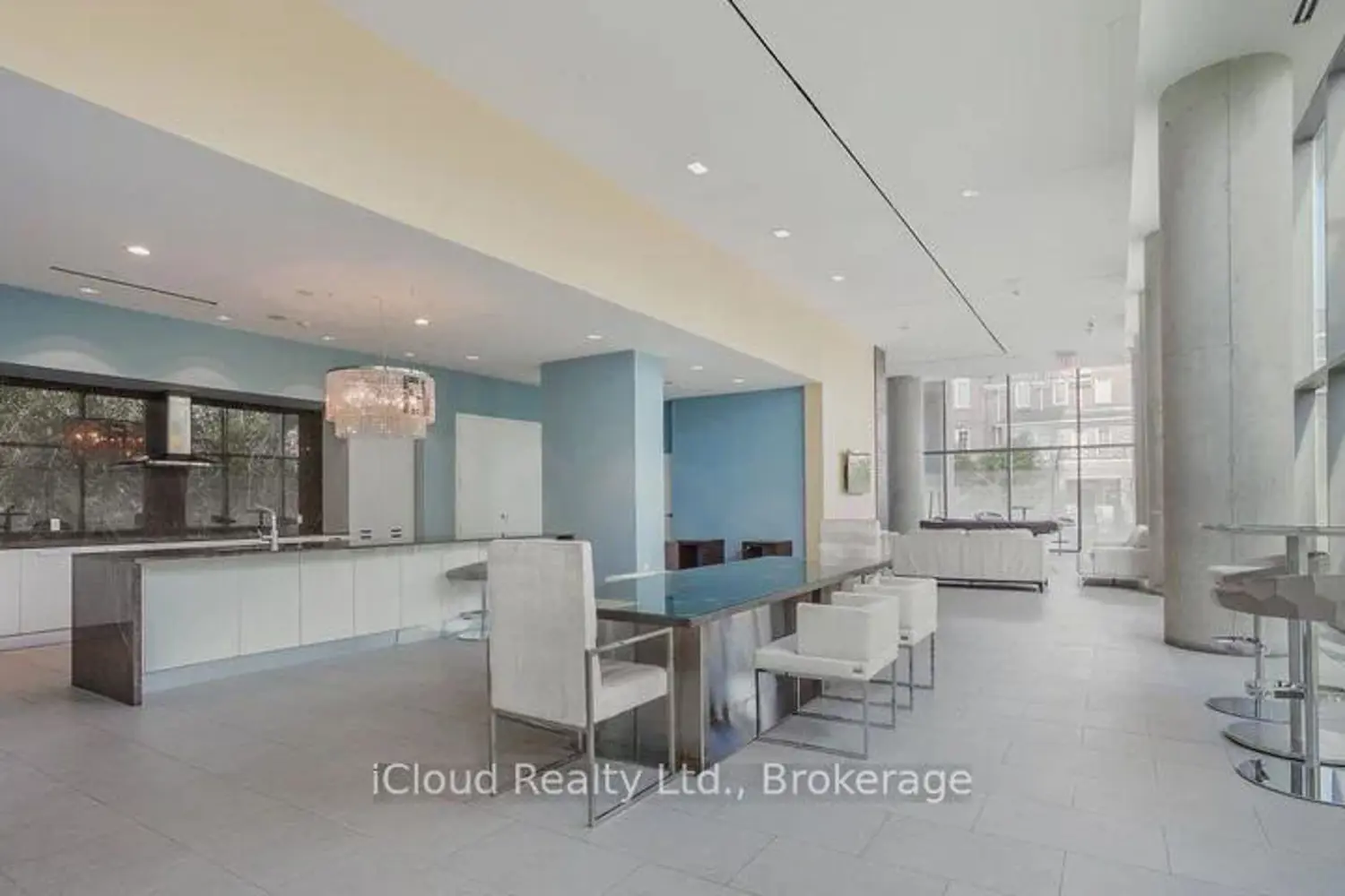 Additional image 18 of 103 The Queensway 1303