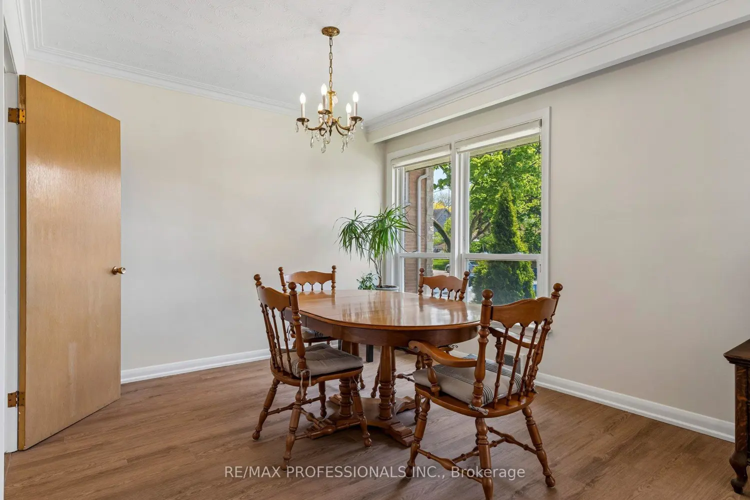 Additional image 3 of 151 Perry Crescent