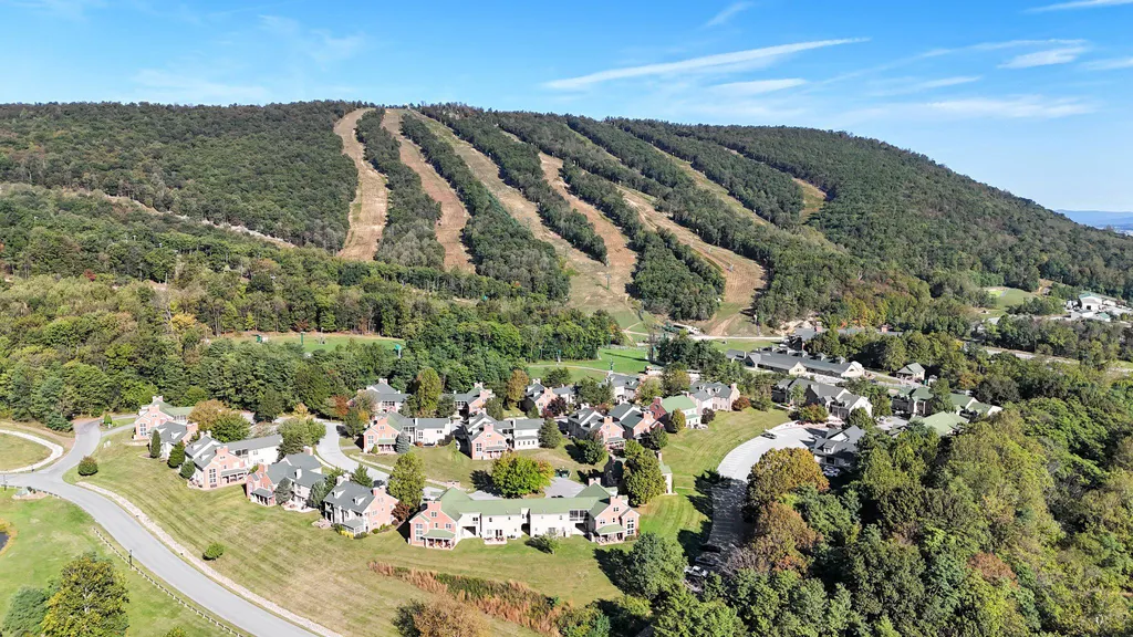 Additional image 23 of 14201 Barberry Circle Unit 101, Mercersburg, PA 17236