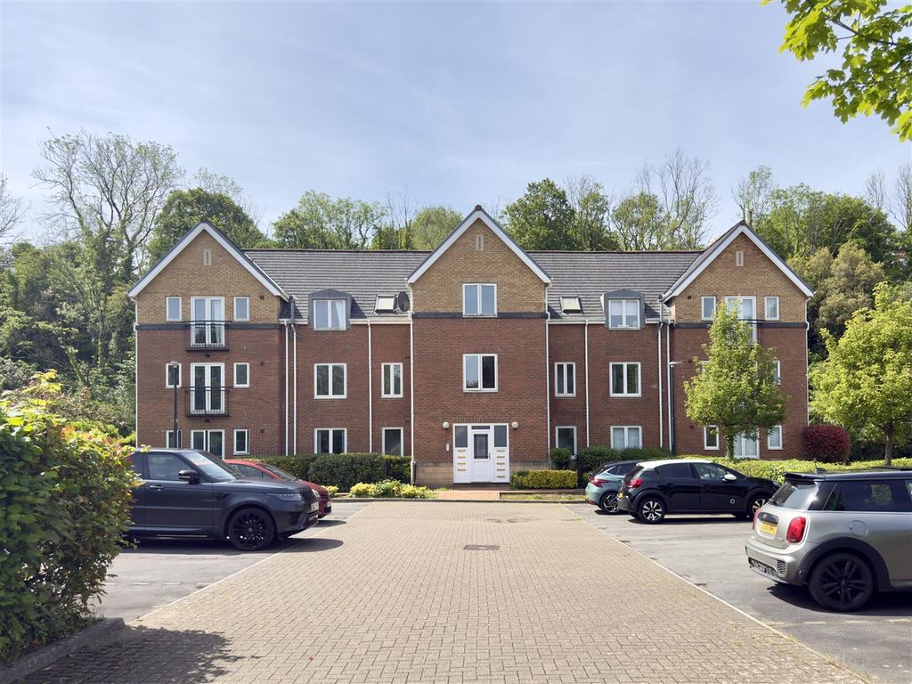 Additional image 15 of 2 bed flat for saleThe Landings, Penarth CF64