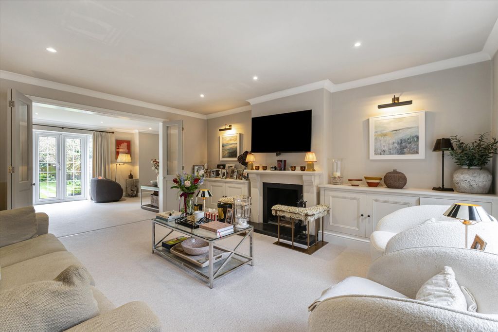 Additional image 6 of 6 bed detached house for saleBagshot Road, Englefield Green, Surrey TW20