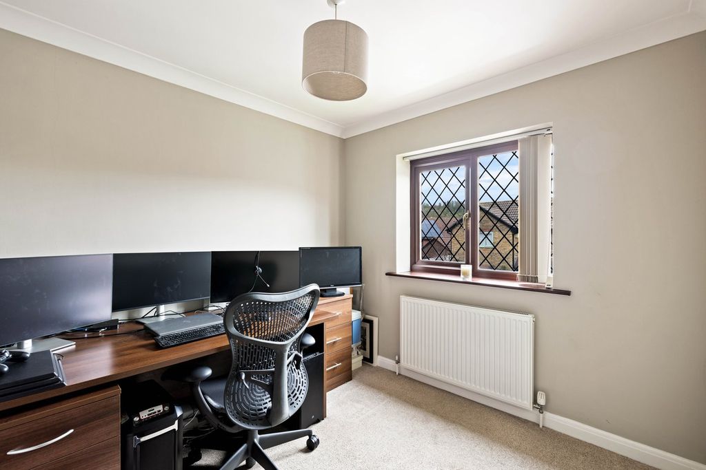 Additional image 15 of 5 bed detached house for saleOakvale Close, Elms Vale, Dover CT17