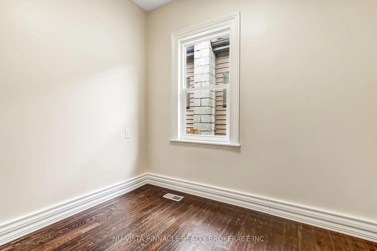 Additional image 3 of 727 Queens Avenue