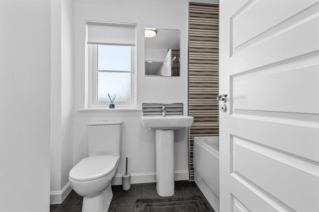 Additional image 24 of 4 bed villa for saleCraighall Bank, Kilmarnock KA3