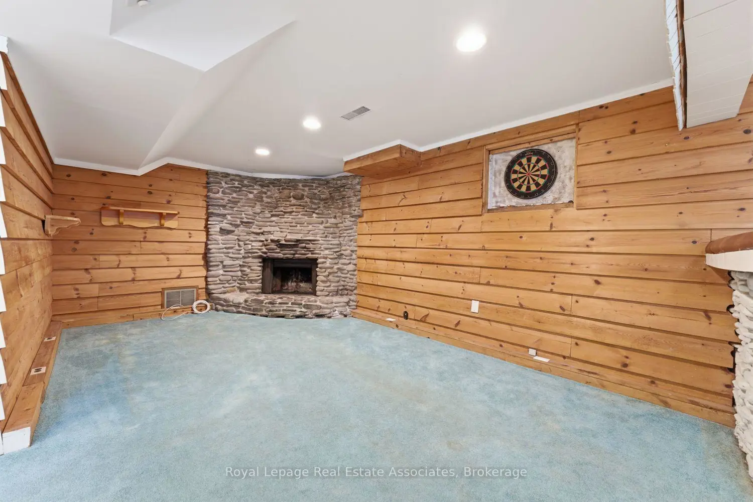 Additional image 10 of 1069 Alexandra Avenue