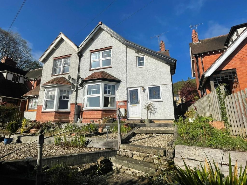 3 bed semi-detached house for saleKingshill Road, Dursley GL11