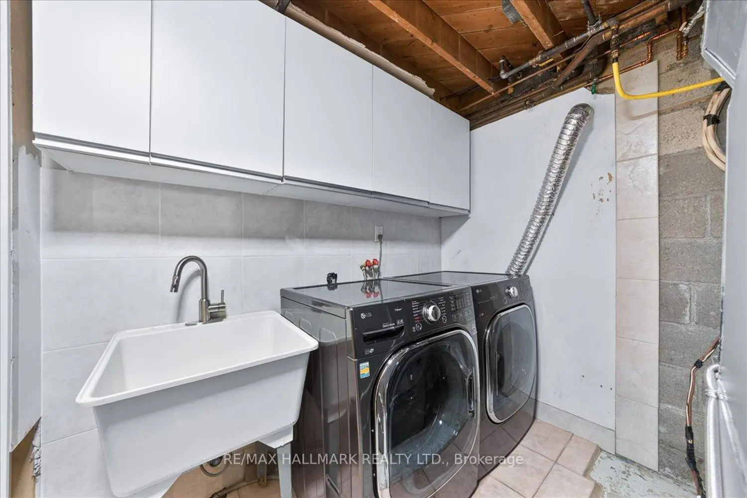 Additional image 16 of 25 Fenley Drive