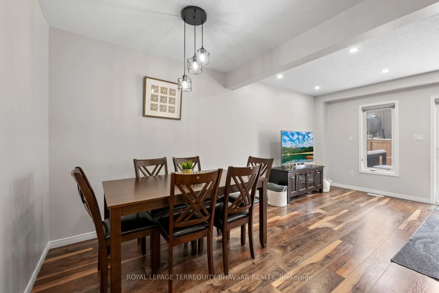 509 Northbrook Place photo 5