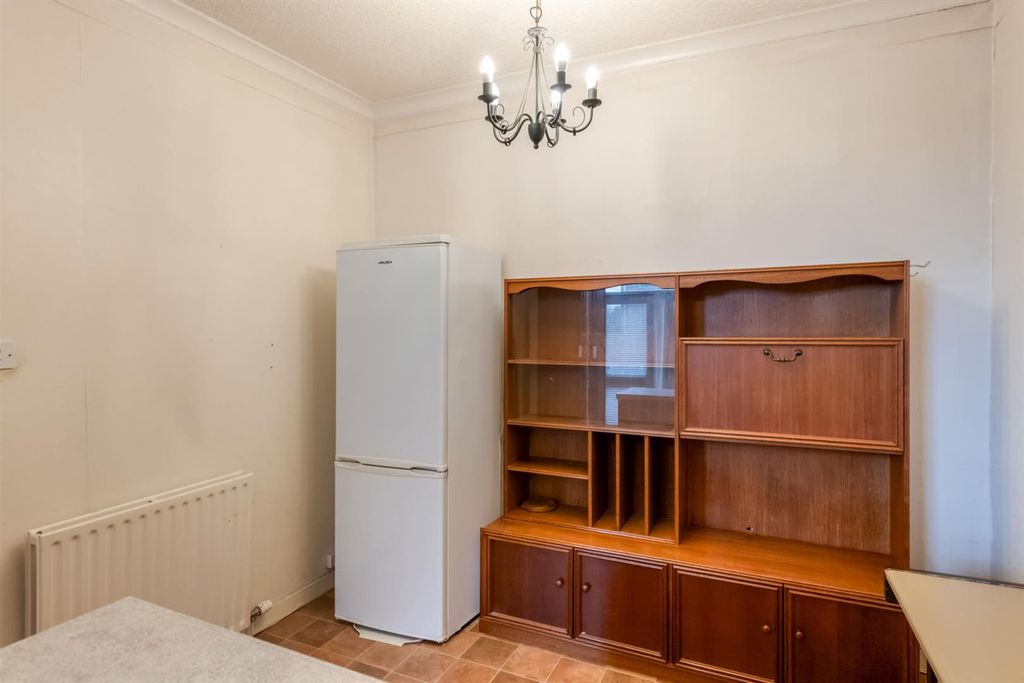 Additional image 10 of 2 bed property for sale17 Station Road, Dollar FK14