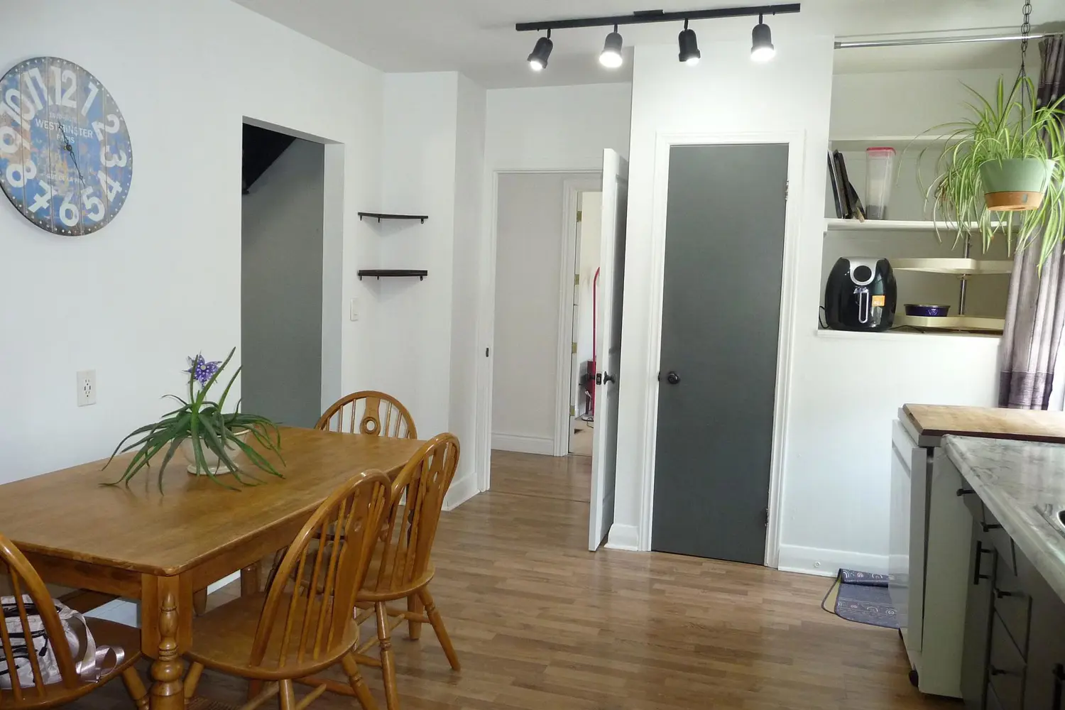 Additional image 3 of 206 Emerson Avenue