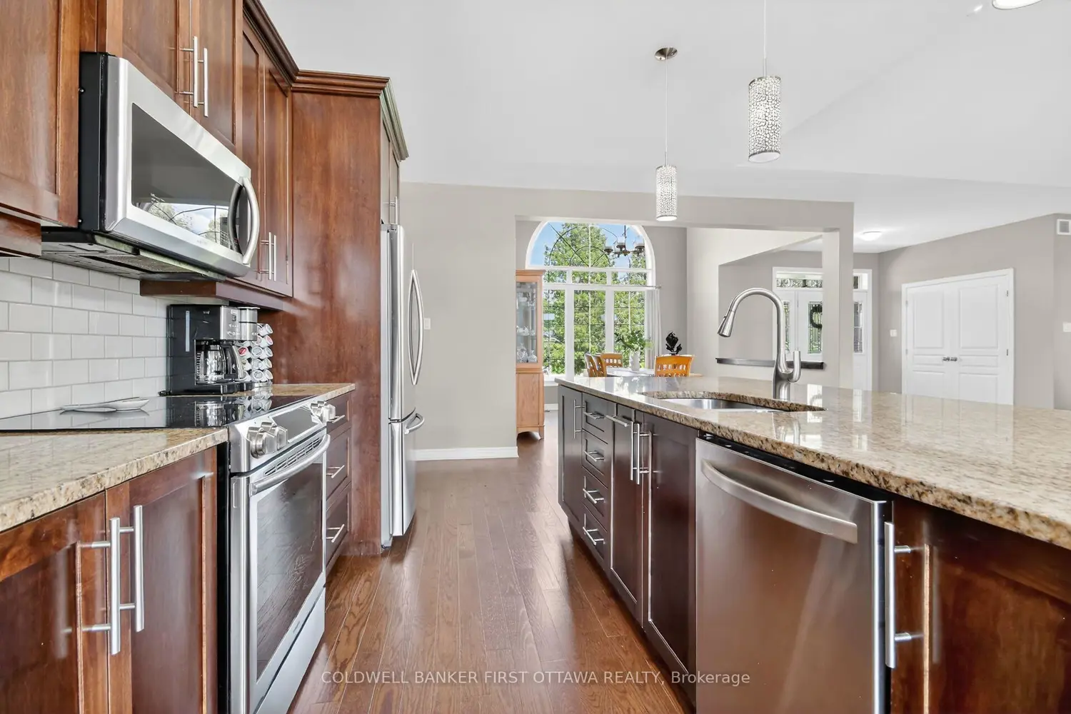 719 Jordan Street photo 4