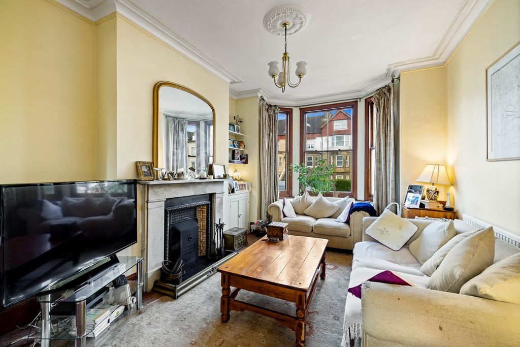 Additional image 2 of 6 bed terraced house for saleSalisbury Road, Dover CT16