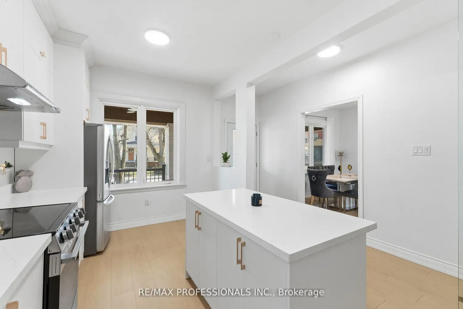 14 Kidd Avenue photo 3