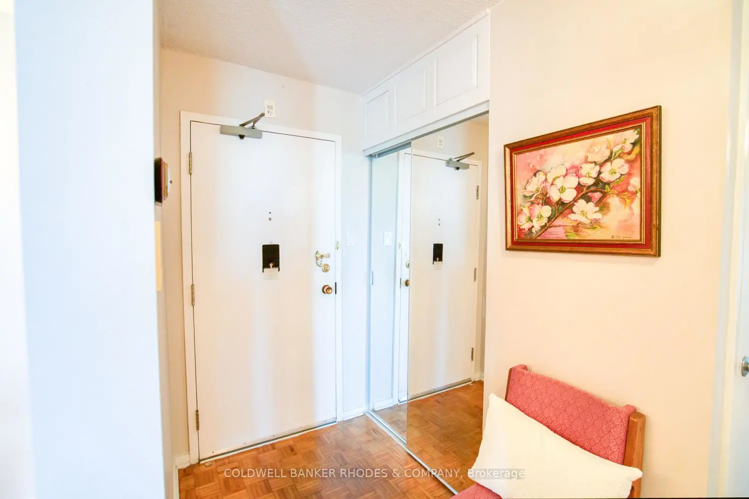 Additional image 3 of 2951 Riverside Drive 303