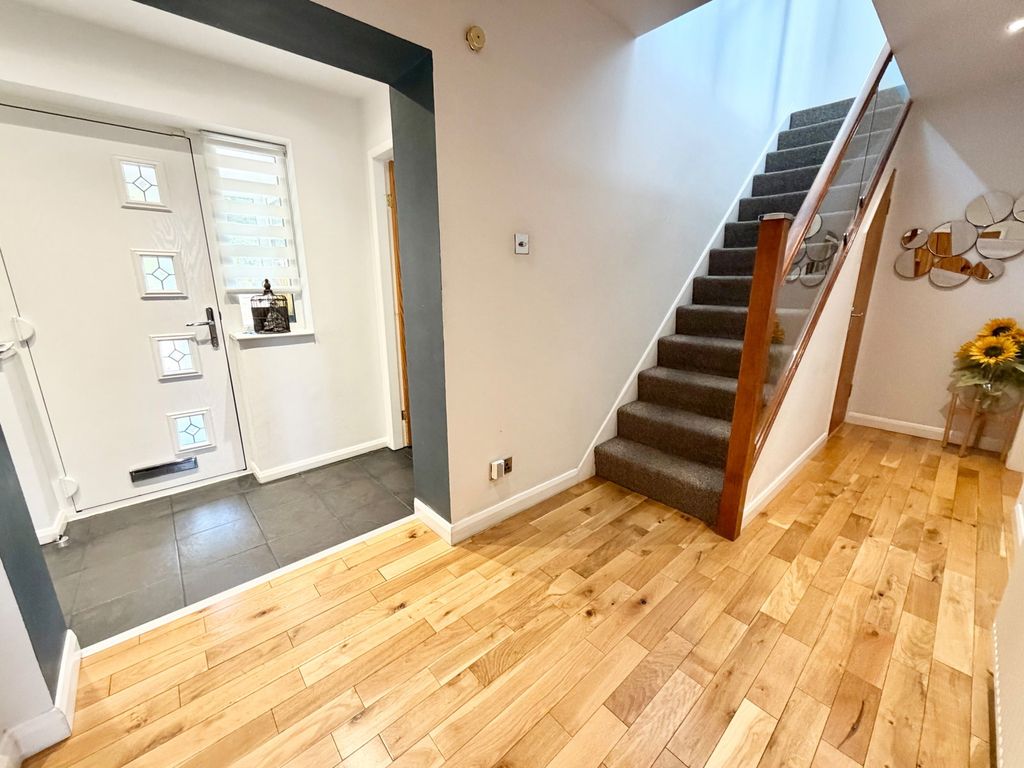 Additional image 14 of 5 bed detached house for saleOakham Road, Oakham, Dudley DY2