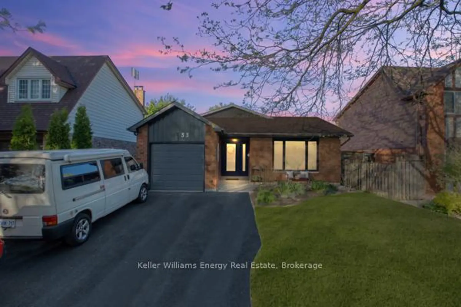 33 Renfield Crescent photo 2