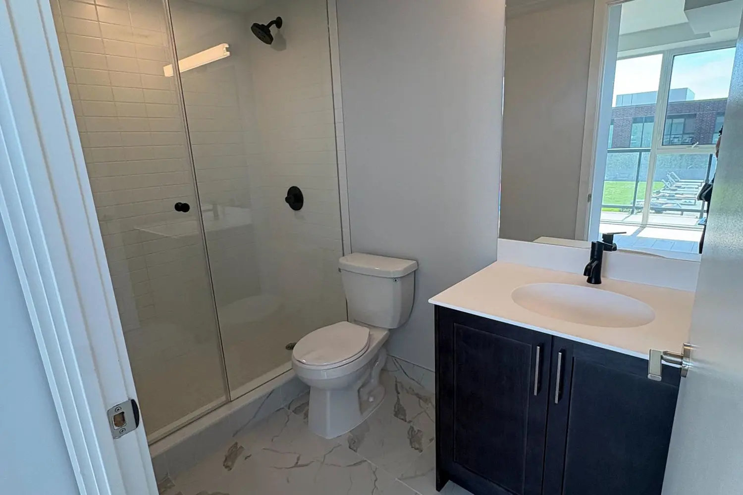 201 Brock Street 408 photo 3